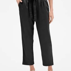 Gap Mid Rise Ankle Pants